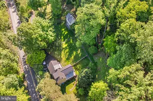 2129 Harts Ln, Conshohocken, PA 19428 - Photo 8