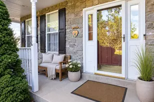 142 Clover Ln, Perkiomenville, PA 18074 - Photo 2