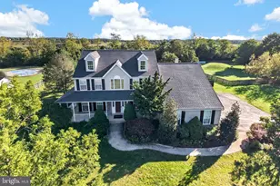 142 Clover Ln, Perkiomenville, PA 18074 - Photo 4