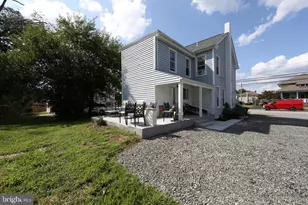 2318 E High St, Pottstown, PA 19464 - Photo 2