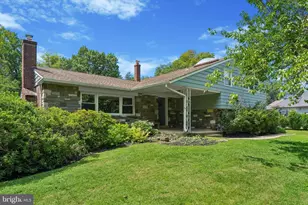1910 Stone Ridge Ln, Villanova, PA 19085 - Photo 2