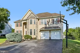 1406 Meadow View Ln, Collegeville, PA 19426 - Photo 1