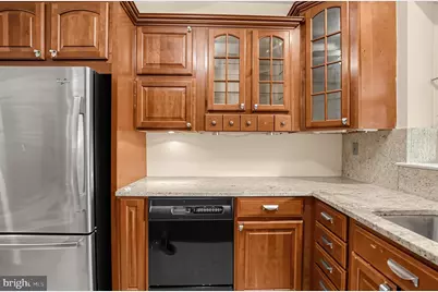 505 E Roberts Street, Norristown, PA 19401 - Photo 10