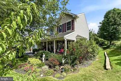 122 Holbrook Lane, Gilbertsville, PA 19525 - Photo 2