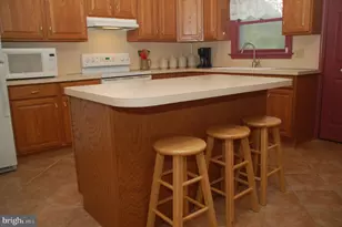883 Kulp Rd, Harleysville, PA 19438 - Photo 10