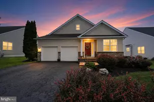 168 Masters Dr, Pottstown, PA 19464 - Photo 2