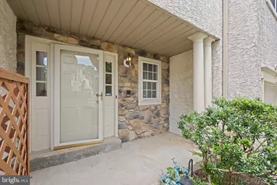 9 Plum Court, Lafayette Hill, PA 19444 - Photo 2