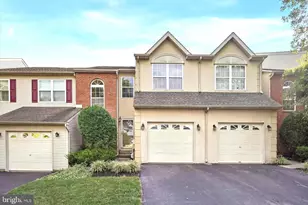 385 Hamilton Dr, Harleysville, PA 19438 - Photo 1