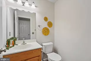 385 Hamilton Dr, Harleysville, PA 19438 - Photo 8