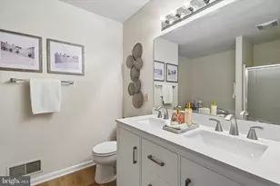 385 Hamilton Dr, Harleysville, PA 19438 - Photo 14