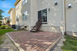 385 Hamilton Dr, Harleysville, PA 19438 - Photo 18