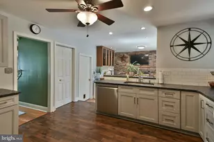 1130 Hunter Hill Dr, Lansdale, PA 19446 - Photo 10