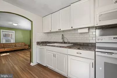 321 N Pleasantview Road, Pottstown, PA 19464 - Photo 6