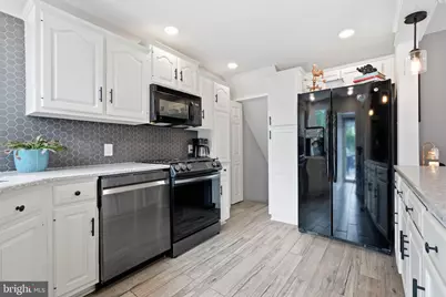 341 W 10th Avenue, Conshohocken, PA 19428 - Photo 16