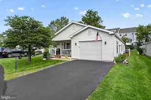 104 Dyer Ct, Royersford, PA 19468 - Photo 2