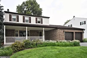 743 Champlain Dr, King of Prussia, PA 19406 - Photo 2