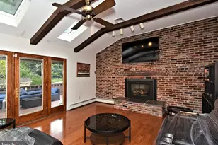 743 Champlain Dr, King of Prussia, PA 19406 - Photo 18