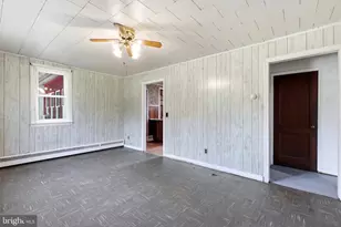 1033 Walt Rd, Pennsburg, PA 18073 - Photo 8