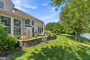 239 Goldenrod Dr, Upper Gwynedd, PA 19446 - Photo 4