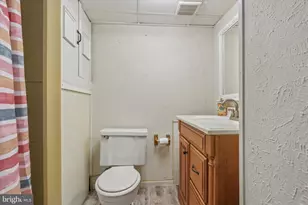 1724 Dartmouth Dr, Norristown, PA 19401 - Photo 16