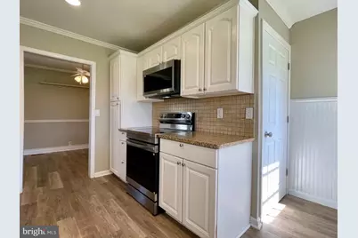 341 E Mount Kirk Avenue, Eagleville, PA 19403 - Photo 18