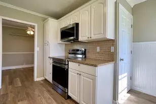 341 E Mt Kirk Ave, Eagleville, PA 19403 - Photo 18