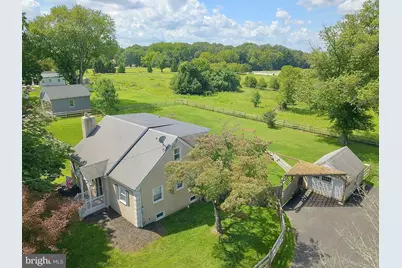 341 E Mount Kirk Avenue, Eagleville, PA 19403 - Photo 6