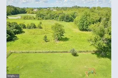 341 E Mount Kirk Avenue, Eagleville, PA 19403 - Photo 2