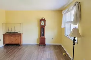 1129 Grove St, Pottstown, PA 19464 - Photo 4
