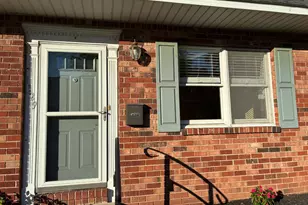 1129 Grove St, Pottstown, PA 19464 - Photo 2