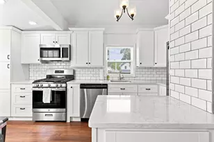 17 N New St, Hatboro, PA 19040 - Photo 12