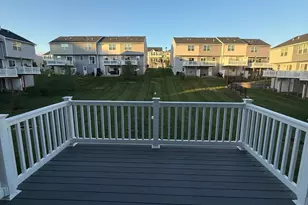 110 Van Fleet Cir, Sanatoga, PA 19464 - Photo 6