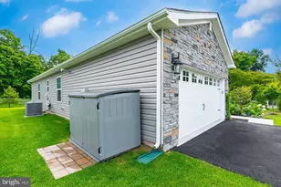 108 Petal Dr, Pottstown, PA 19464 - Photo 40