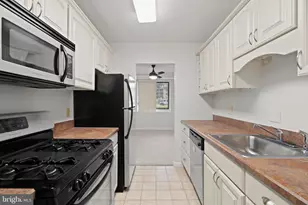 1637 Oakwood Dr, Penn Valley, PA 19072 - Photo 10