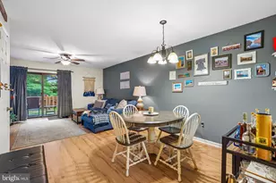 53 Ash Stoker Ln, Horsham, PA 19044 - Photo 2