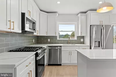 337 E 9th Avenue, Conshohocken, PA 19428 - Photo 6