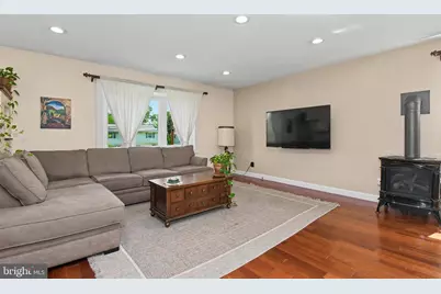24 School, Willow Grove, PA 19090 - Photo 6