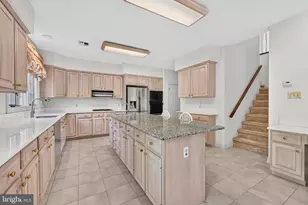 724 Meadowcreek Cir, Lower Gwynedd, PA 19002 - Photo 20