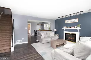 15 Carriage Dr, Horsham, PA 19044 - Photo 4