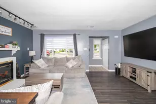15 Carriage Dr, Horsham, PA 19044 - Photo 6