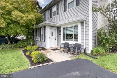 15 Carriage Drive, Horsham, PA 19044 - Photo 2