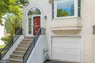 3054 Mitchell Ct, Lafayette Hill, PA 19444 - Photo 2