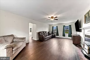 140 W 7th Ave, Trappe, PA 19426 - Photo 22