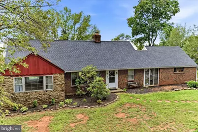 140 W 7th Avenue, Trappe, PA 19426 - Photo 2