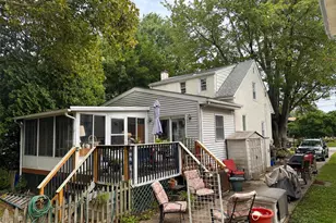 203 Francis Ave, Norristown, PA 19401 - Photo 2