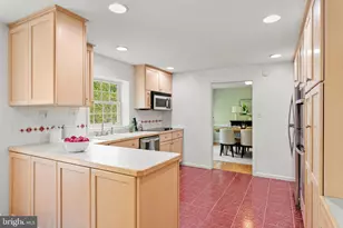 300 Arden Rd, Conshohocken, PA 19428 - Photo 12