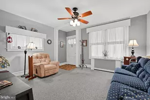 1314 Pine St, Norristown, PA 19401 - Photo 8