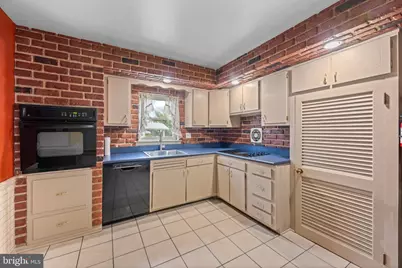 641 Caroline Drive, Norristown, PA 19401 - Photo 10
