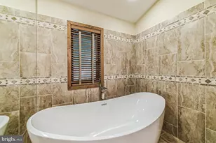 468 Long Ln, Huntingdon Valley, PA 19006 - Photo 40
