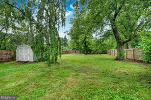 2025 Roosevelt Blvd, Hatfield, PA 19440 - Photo 18